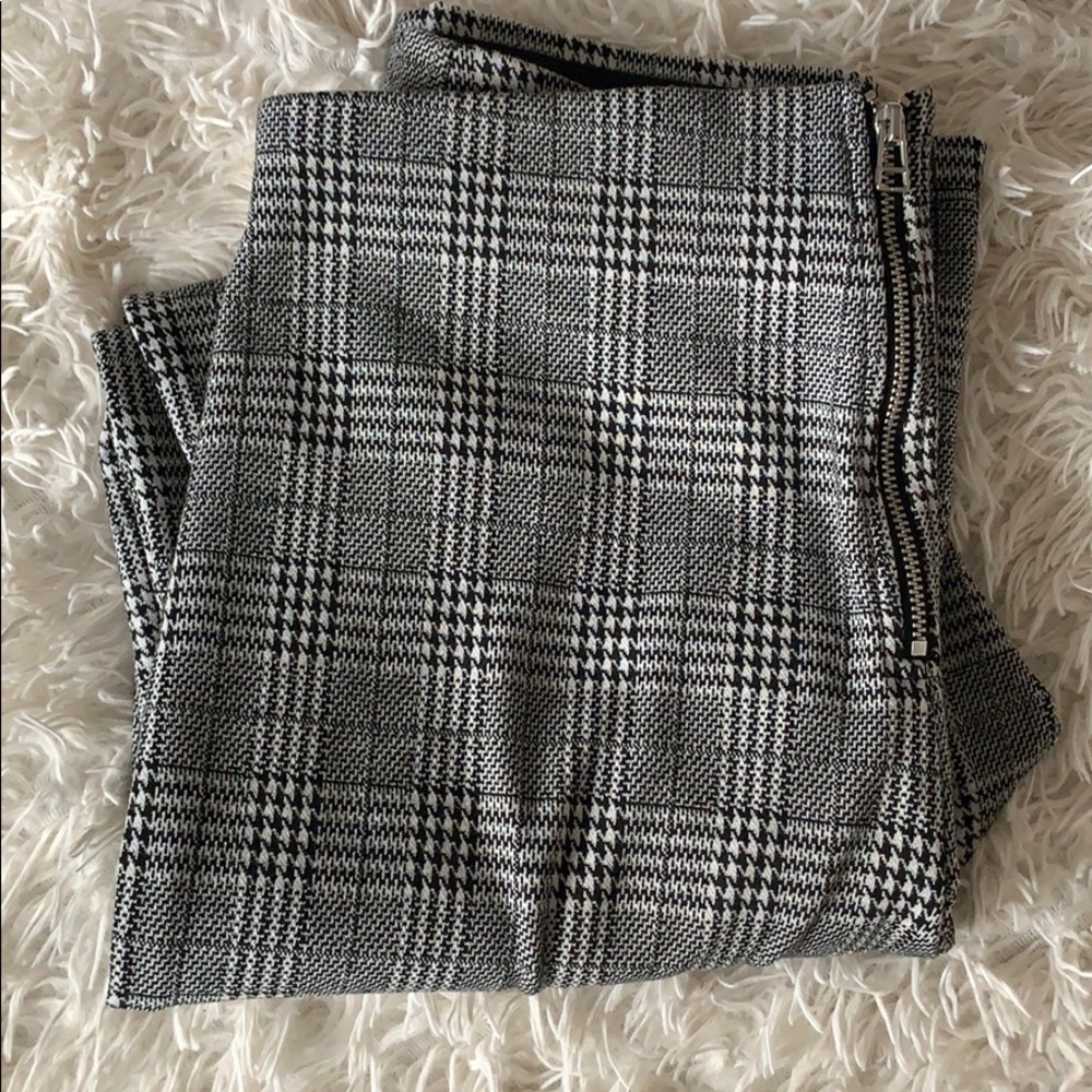 H&M Houndstooth Print Pants